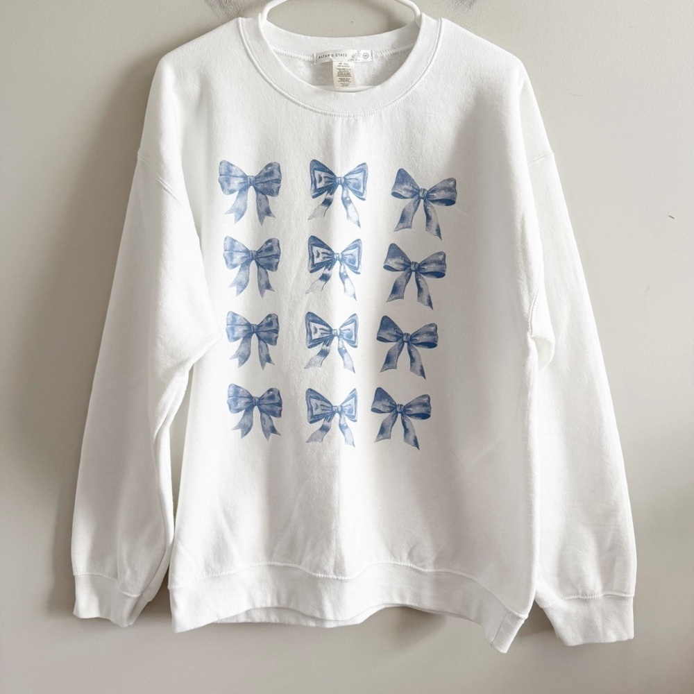 ALTAR’D STATE Blue Bow Crewneck Sweatshirt Preppy Croquet Collegiate Size M/L